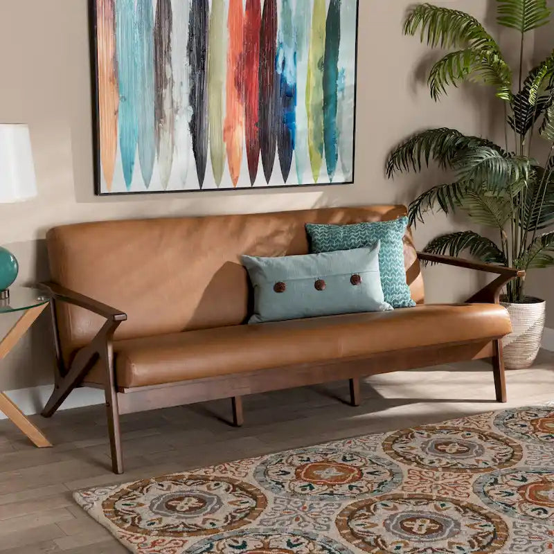 Drewniana sofa do salonu w stylu mid-century modern ze sztucznej skóry